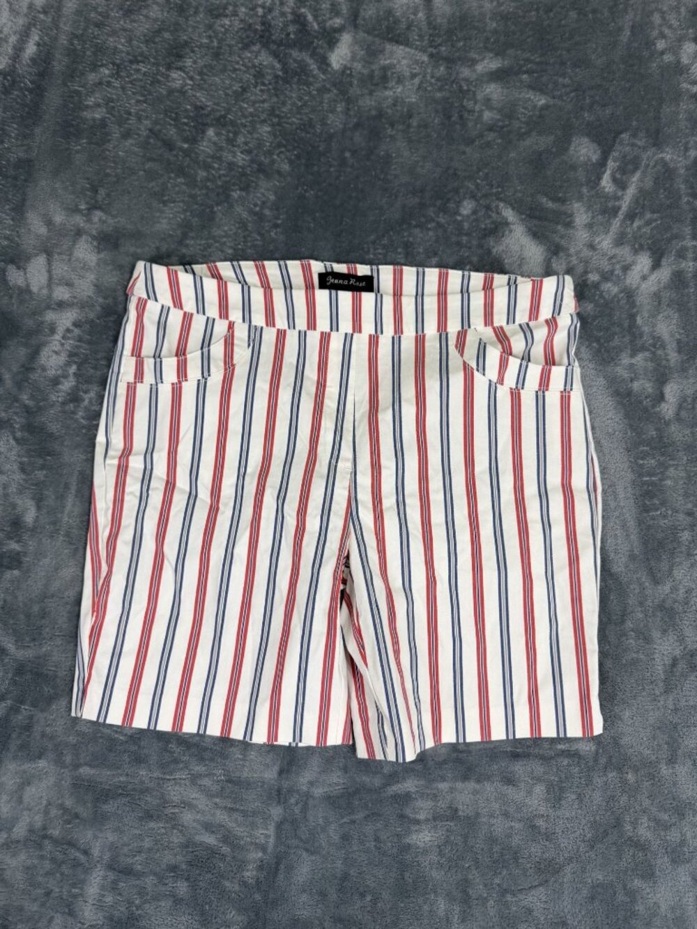 Jenna Rose Womens White Red & Blue Striped Shorts XL